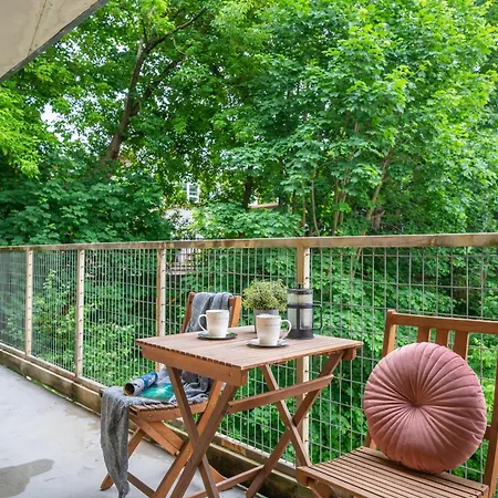 Appartamento Atp W-balcony & Ac, By The River I Cohost