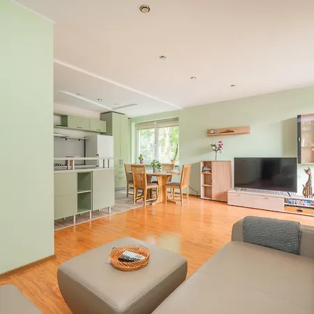 Appartamento Atp W-balcony & Ac, By The River I Cohost Vilnius