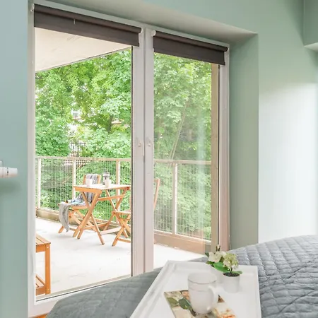 Appartamento Atp W-balcony & Ac, By The River I Cohost *