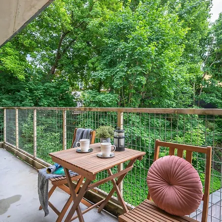 Appartamento Atp W-balcony & Ac, By The River I Cohost *